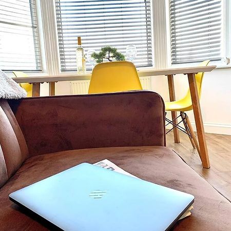 Beautiful Space Stylish And Modern! Perfect Location Blackpool Eksteriør billede