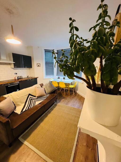 Beautiful Space Stylish And Modern! Perfect Location Blackpool Eksteriør billede